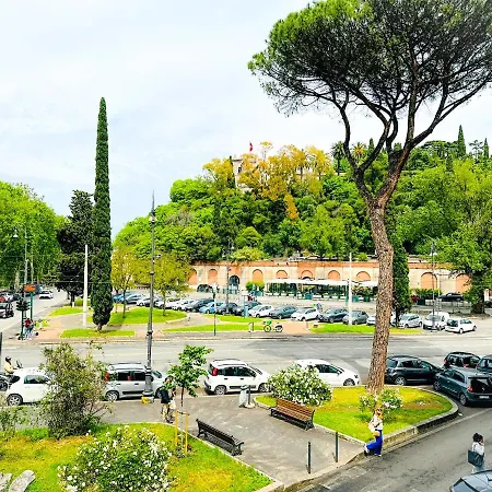 Giardino Degli Aranci Lulus רומא